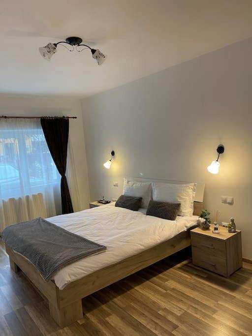 Апартаменти Apartament Modern Centru Sibiu 2Dormitoare Екстер'єр фото